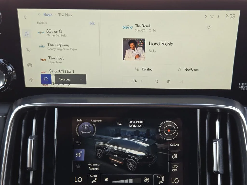 New 2026 Manganese Luster Lexus 700h Luxury image 12