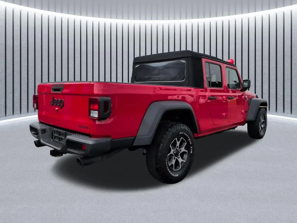 Used 2020 Red Jeep Sport image 5