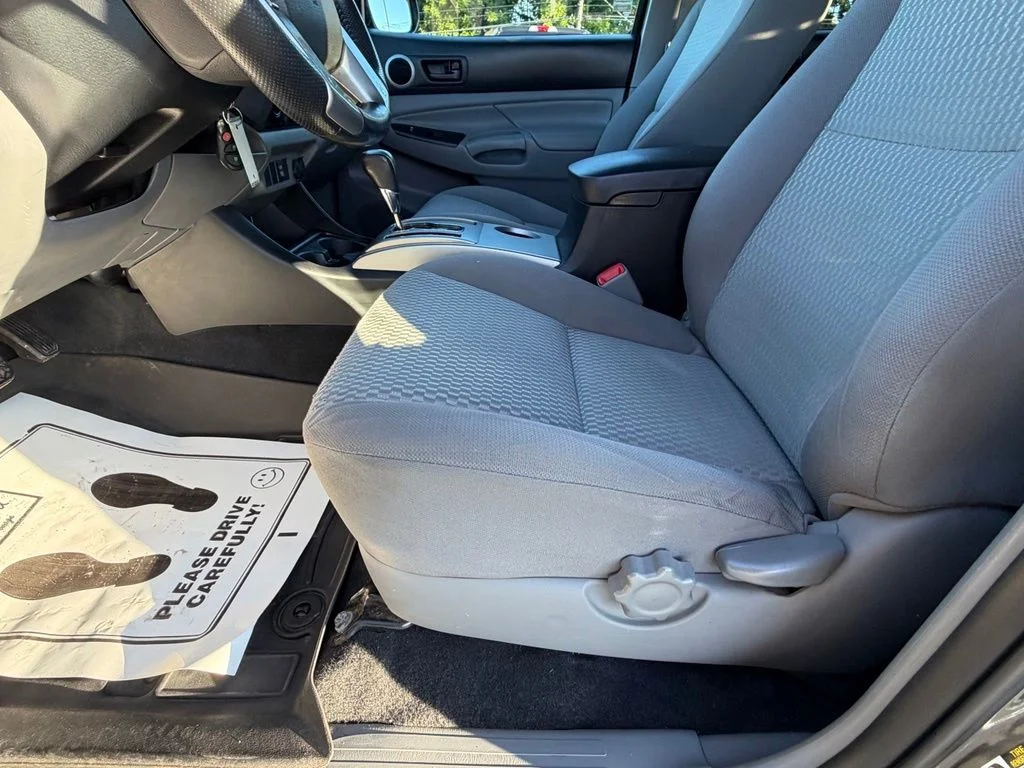 Used 2015 Gray Toyota Base image 11