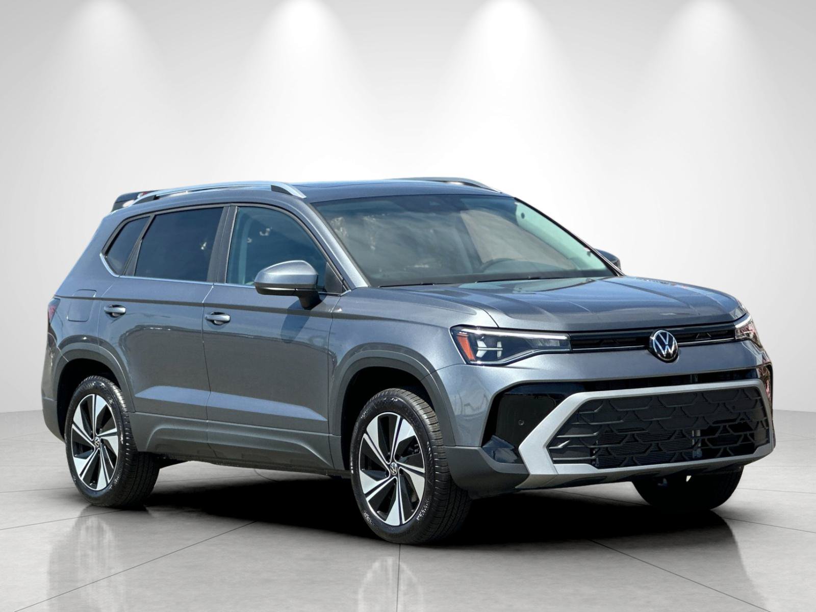 New 2026 Volkswagen Taos SE