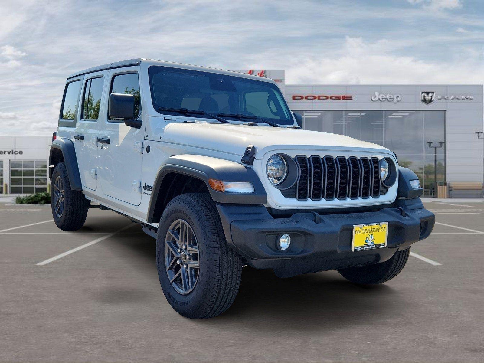 New 2026 Bright White Clear-Coat Exterior Paint Jeep Sport S image 7