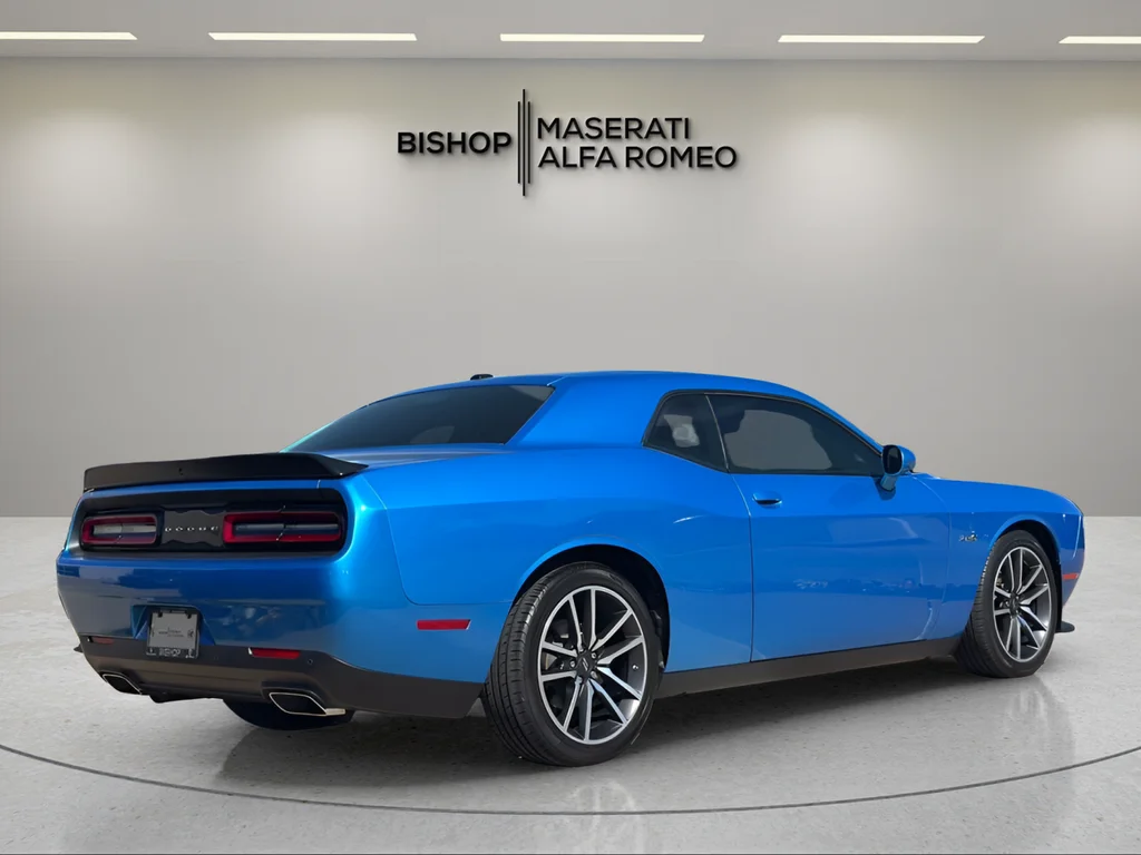 2023 Dodge Challenger R/T - Photo 6