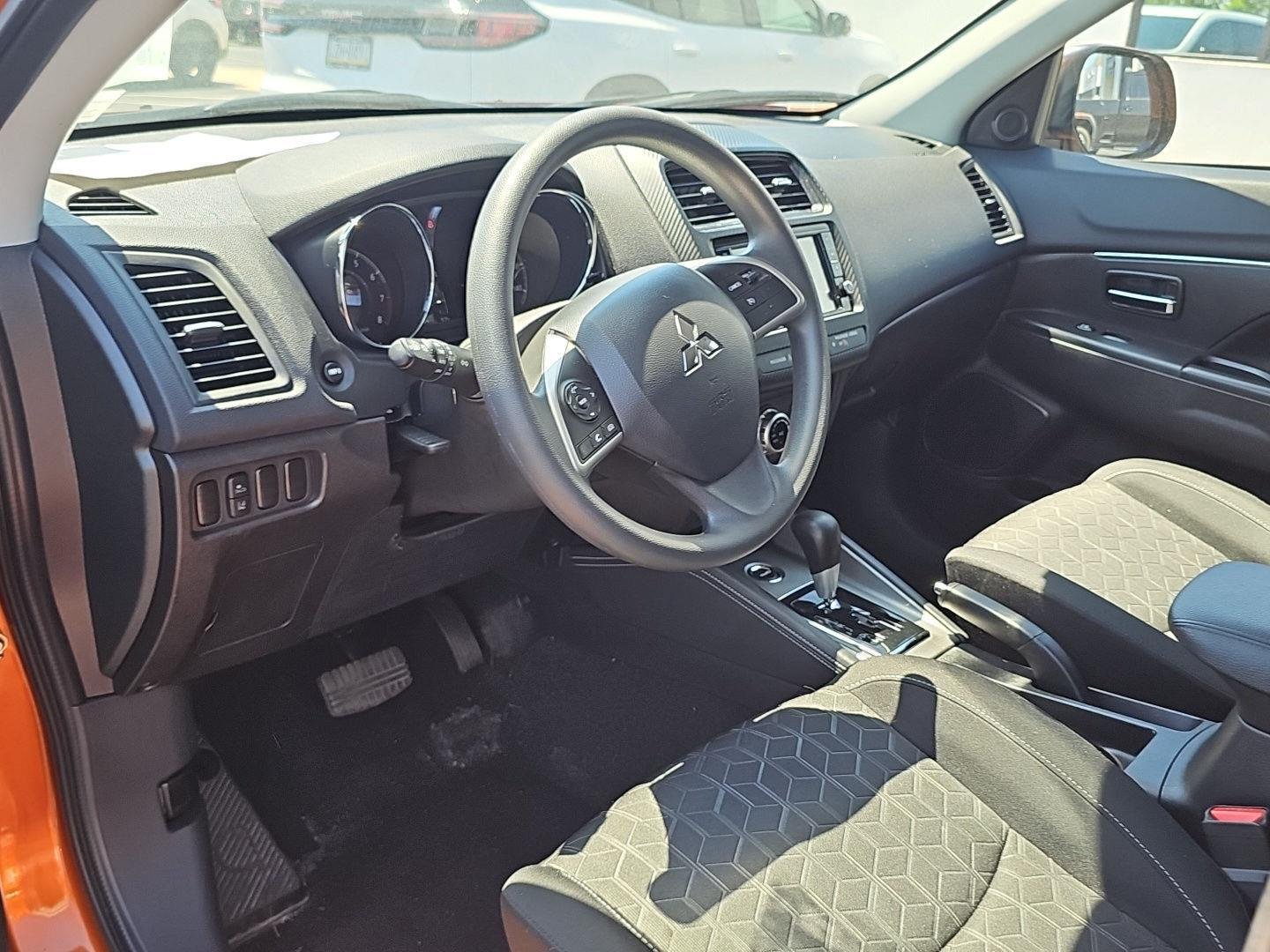 Used 2025 Sunshine Orange Metallic Mitsubishi ES image 12