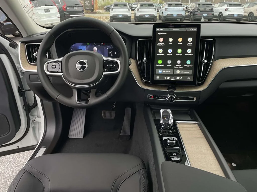 New 2026 Crystal White Volvo Plus image 4