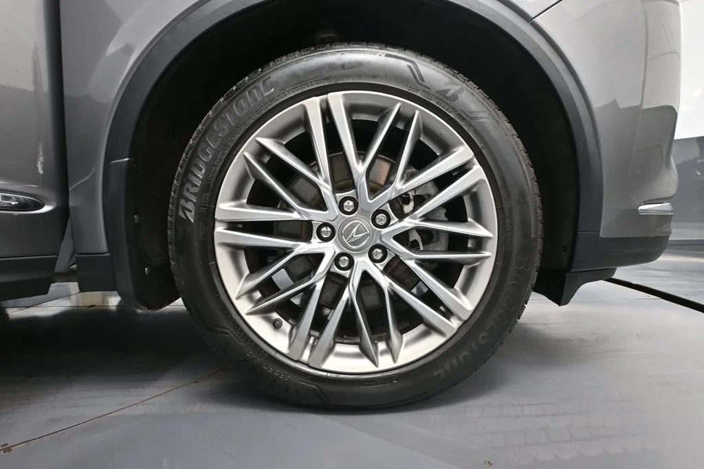 Certified Used 2023 Gray Acura Advance image 14