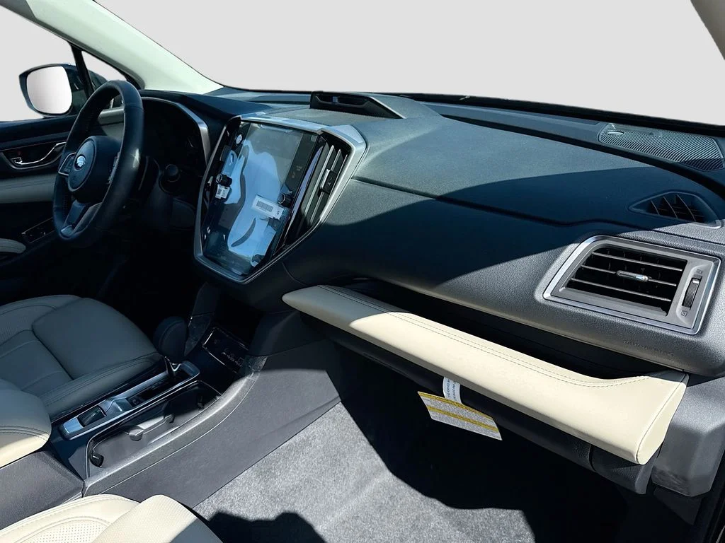 New 2026 CRYSTAL BLACK SILICA Subaru Limited 7-Passenger image 38
