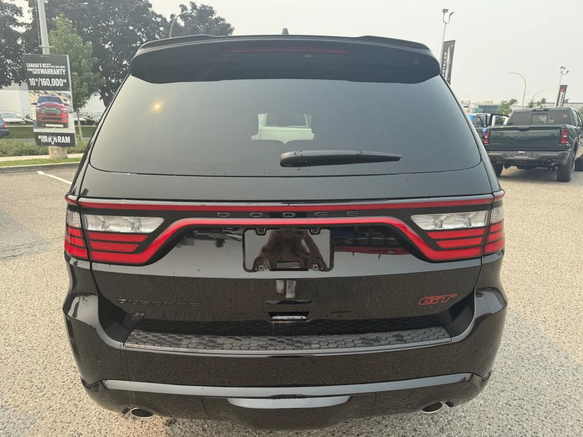 New 2026 Black Dodge Gt Hemi V8 Premium image 5