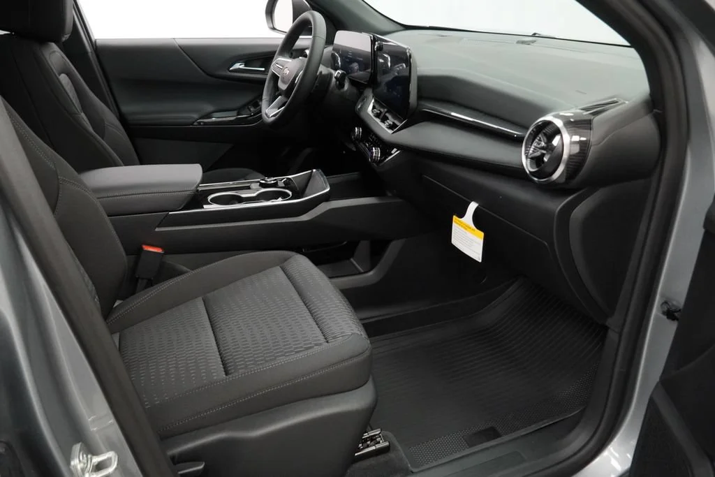 New 2026 Sterling Gray Metallic Chevrolet LT image 27
