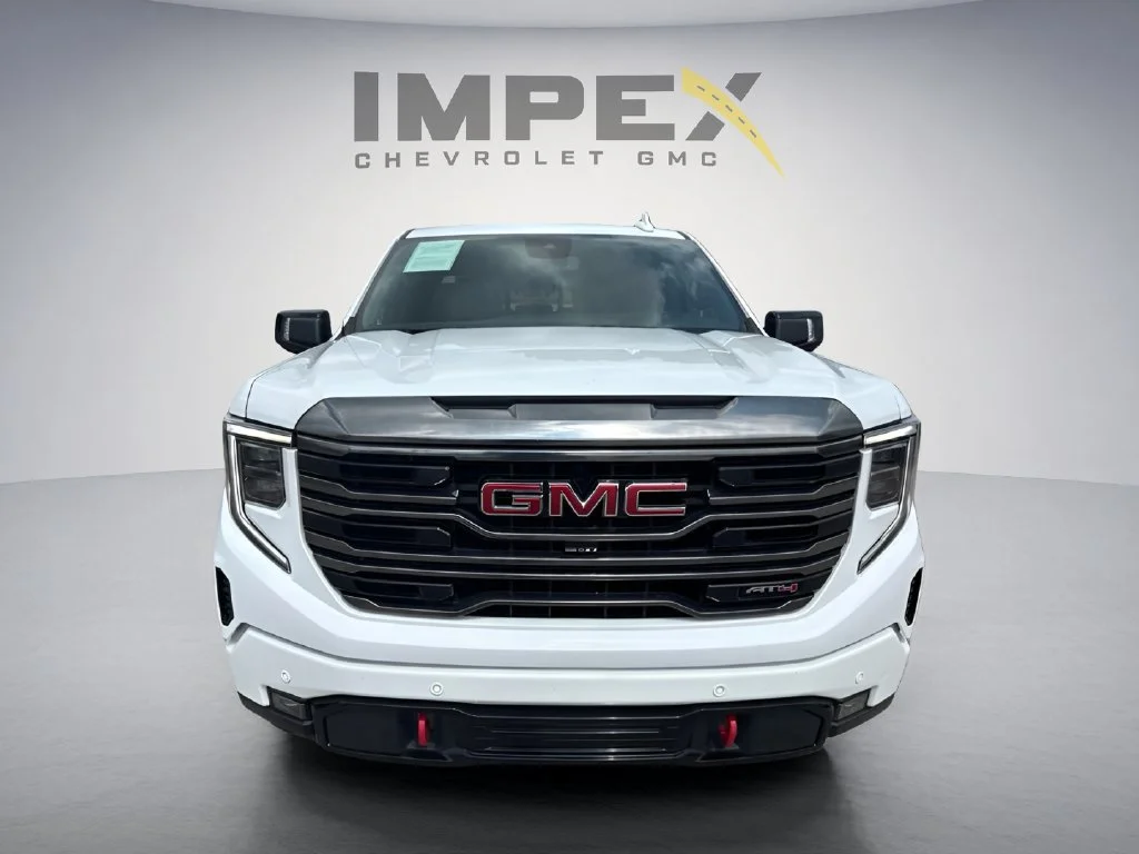 Used 2022 Summit White GMC AT4 image 8