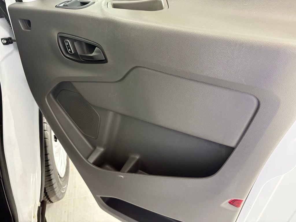 Used 2023 White Ford XLT image 34