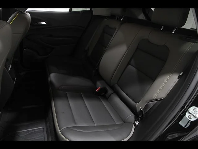 2024 Chevrolet Trax Activ - Photo 18