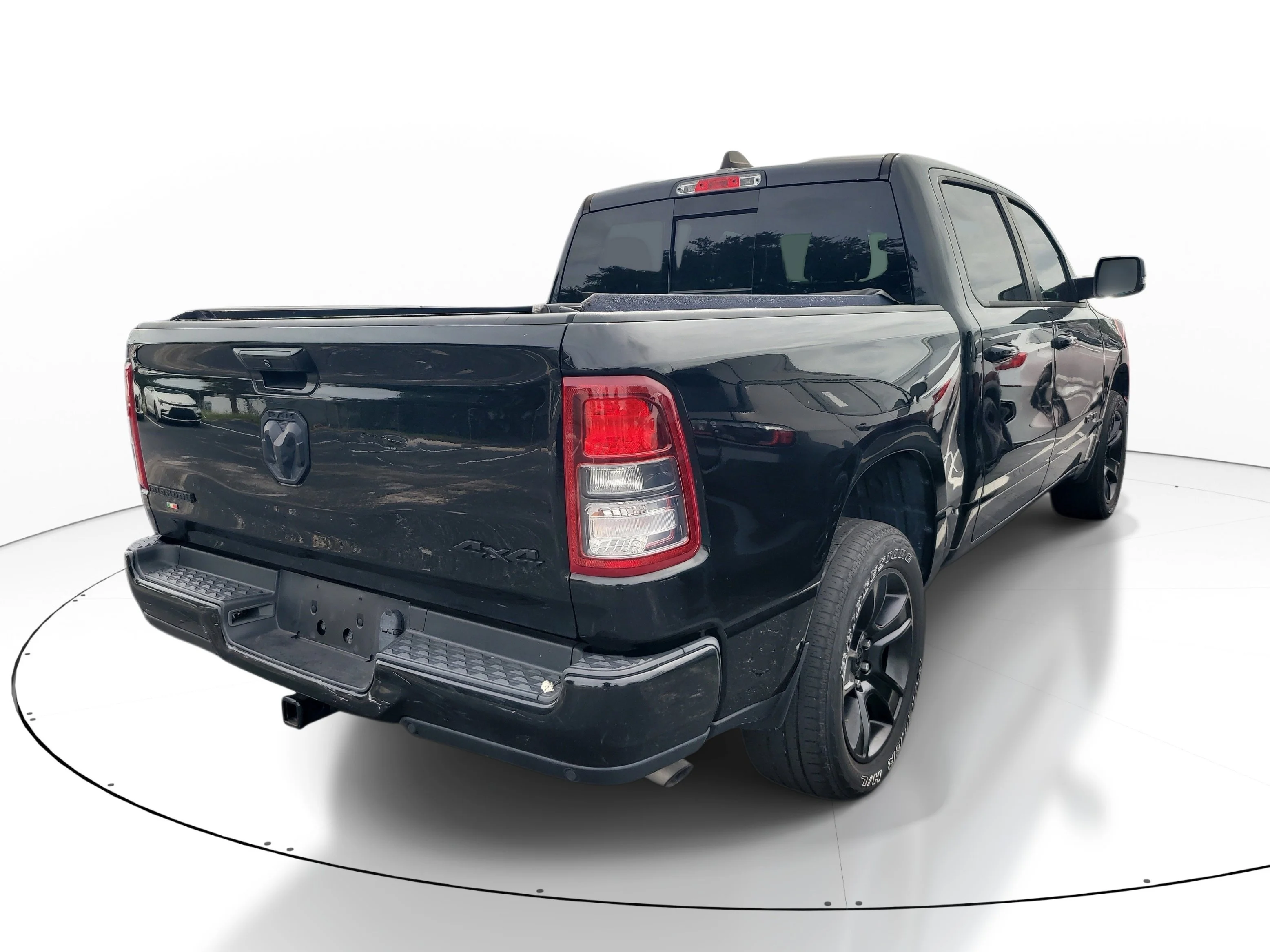 Used 2023 Diamond Black Crystal Pearlcoat Ram Big Horn image 4