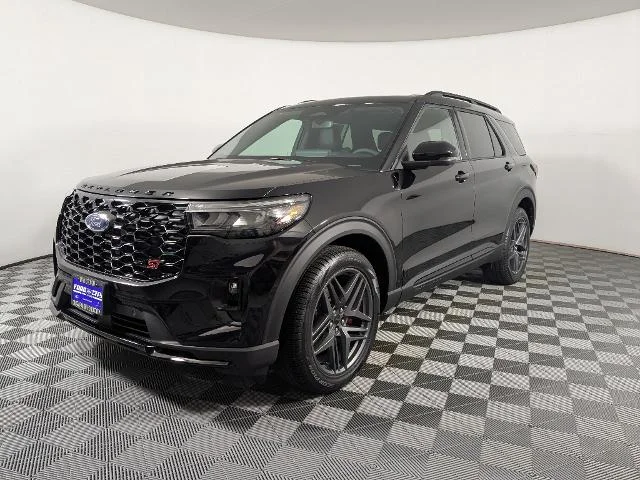 New 2026 Agate Black Metallic Ford ST image 4