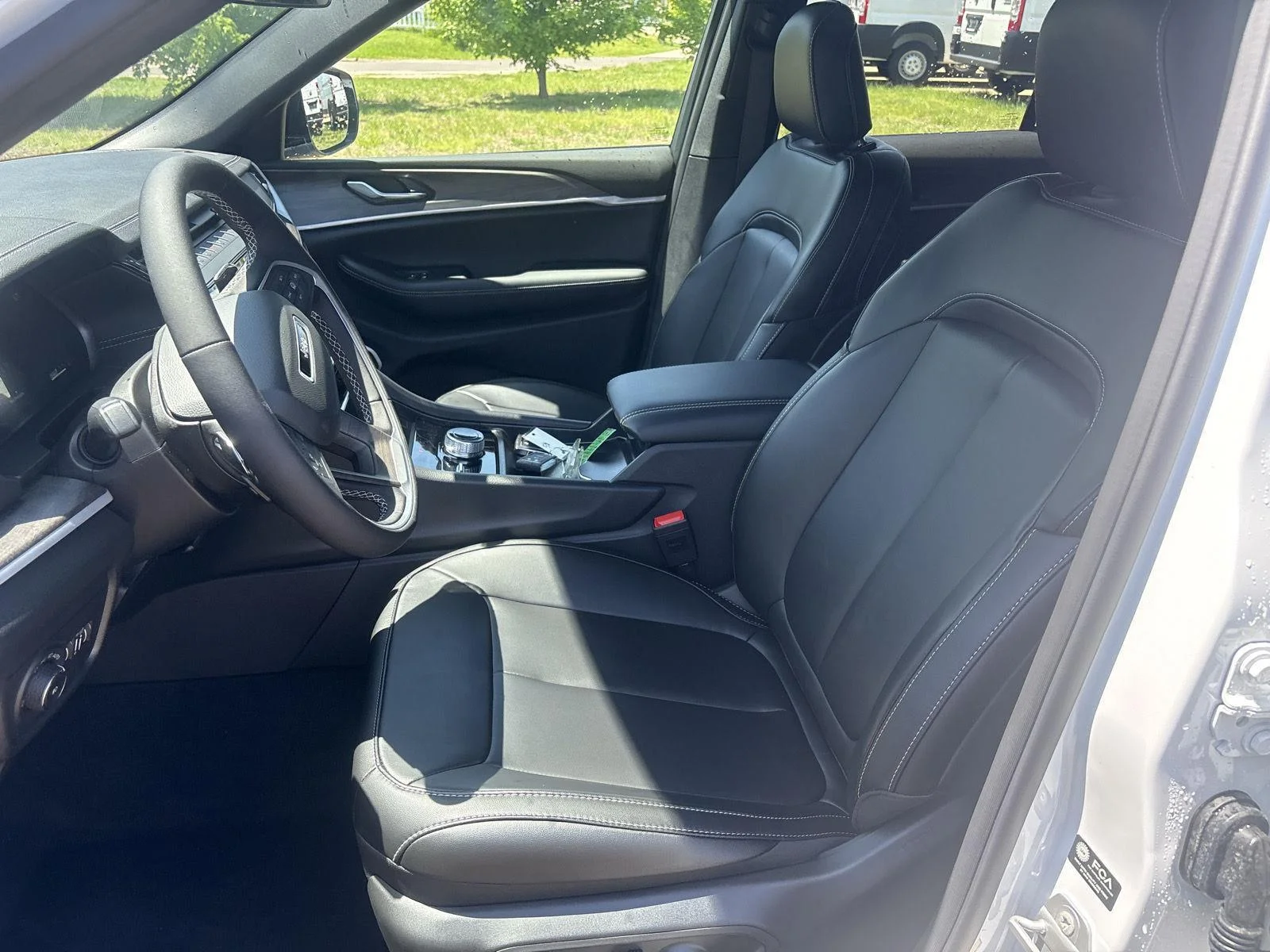 New 2026 Bright White Clearcoat Jeep Limited image 9