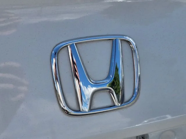 Used 2024 White Honda EX image 17