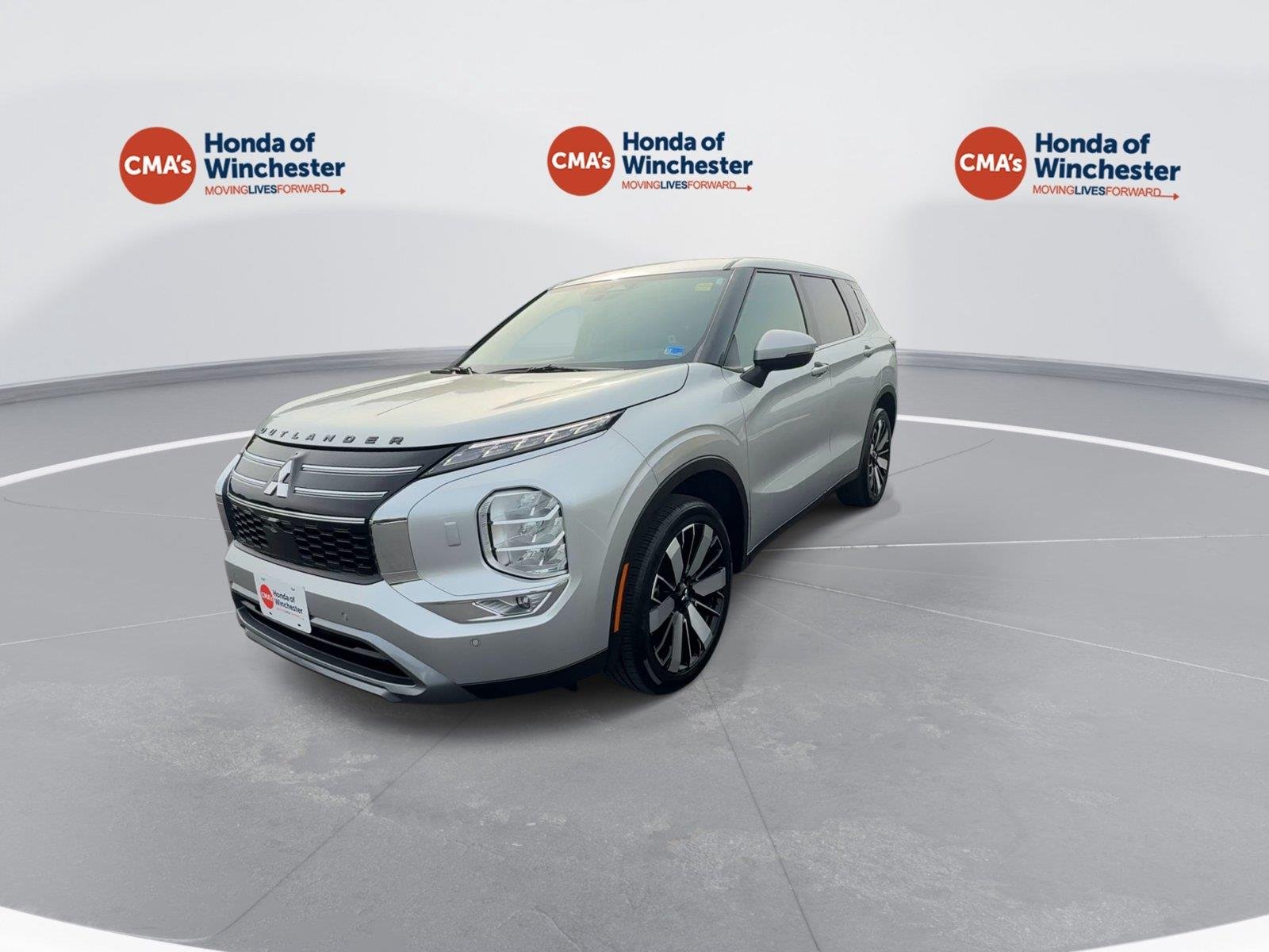 Used 2025 Alloy Silver Metallic Mitsubishi SE image 3