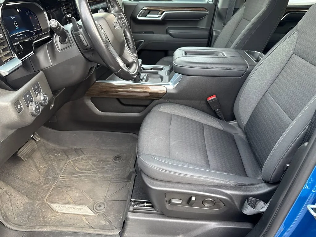 Used 2022 Glacier Blue Metallic Chevrolet RST image 26