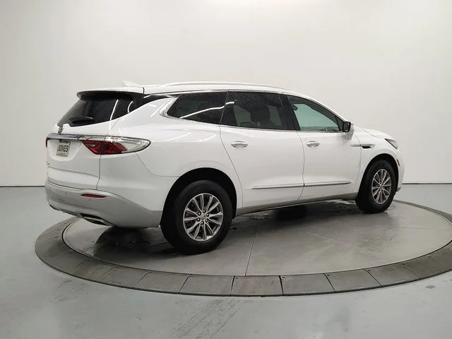 Used 2023 White Buick Essence image 8