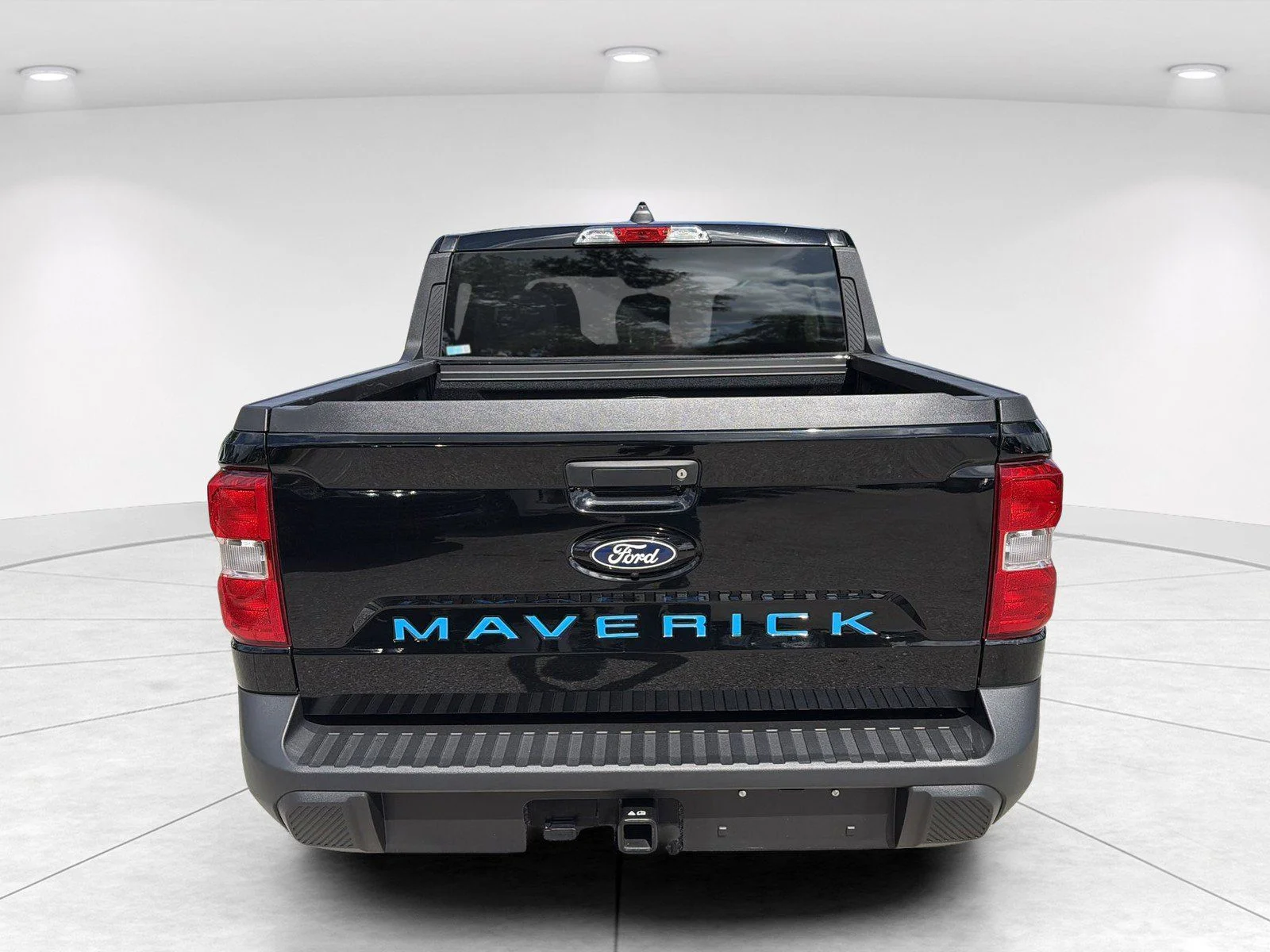 Used 2025 Black Ford XLT image 5