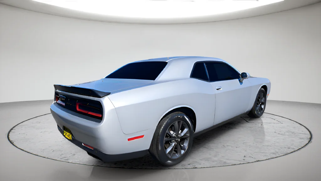 Used 2020 Silver Dodge SXT image 3