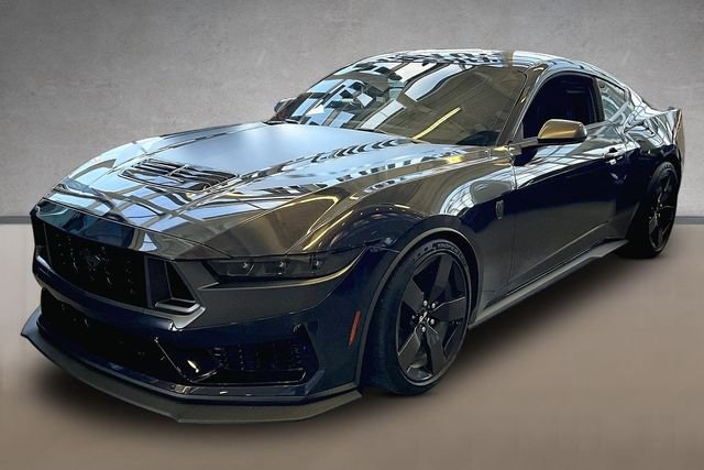 2025 Ford Mustang Dark Horse