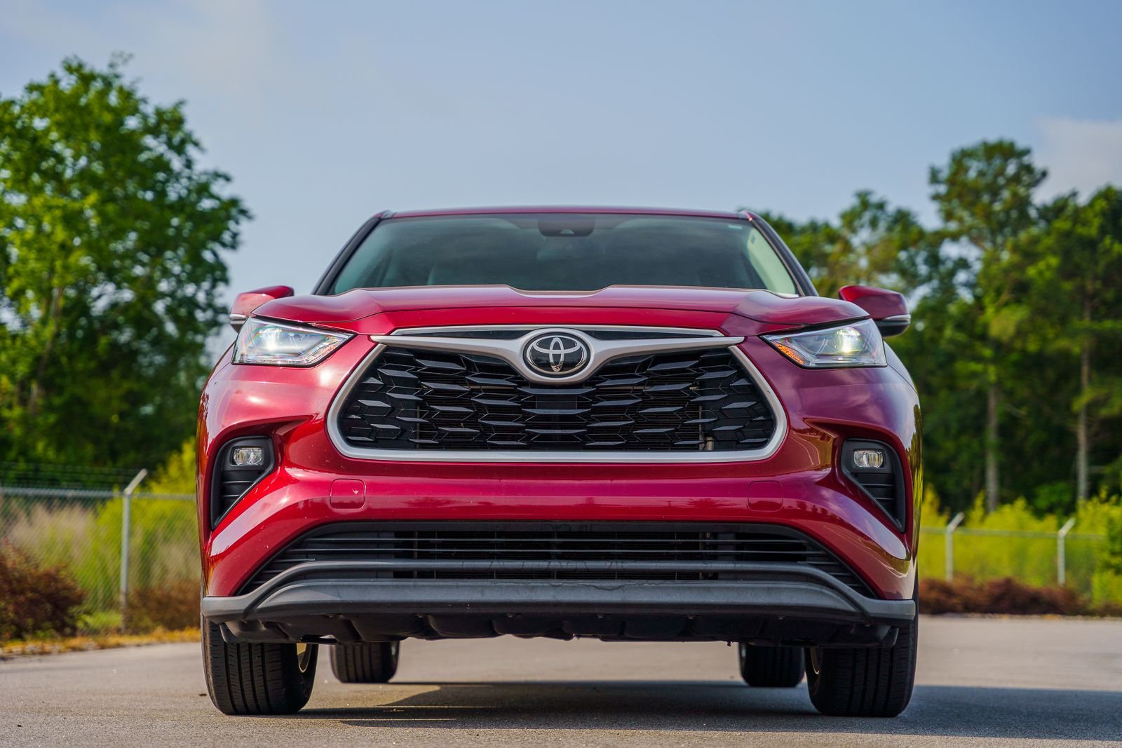 Used 2022 Red Toyota LE image 2