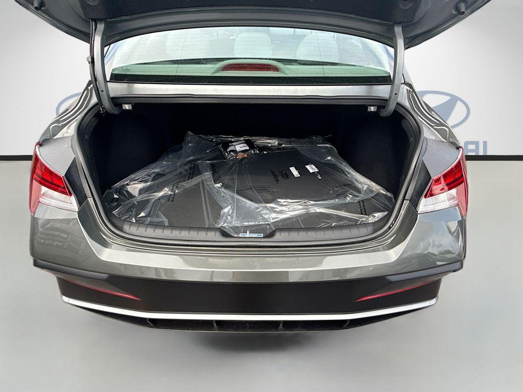 New 2026 Amazon Gray Hyundai SEL Sport Premium image 18