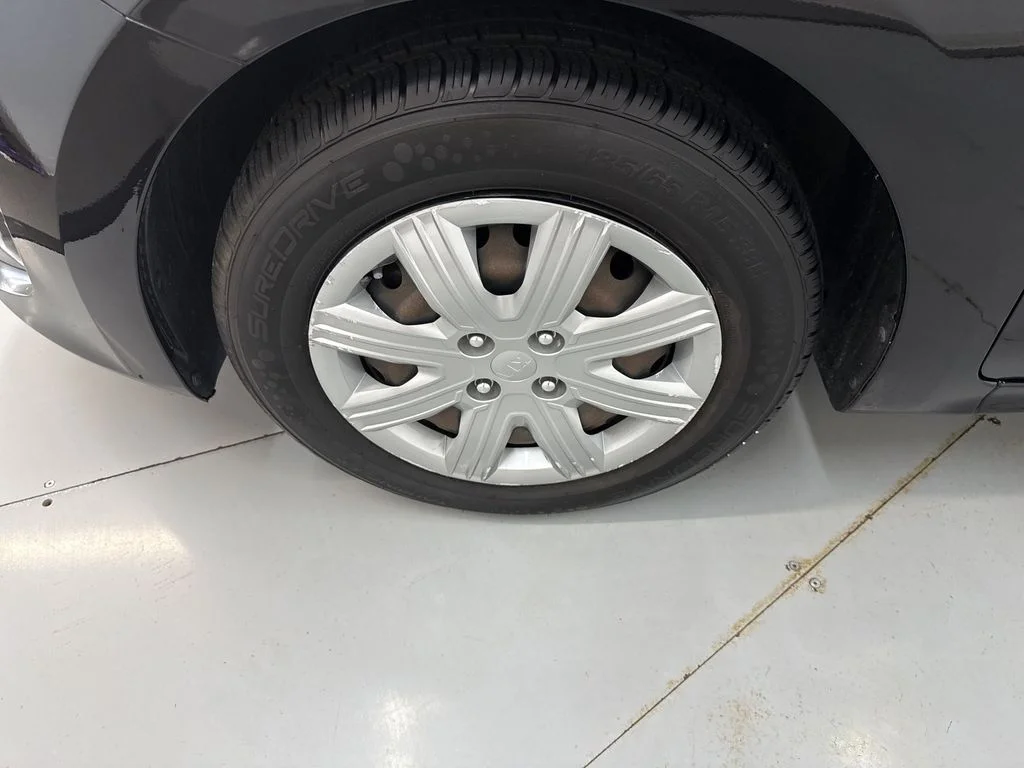 Used 2021 Aurora Black Kia LX image 29