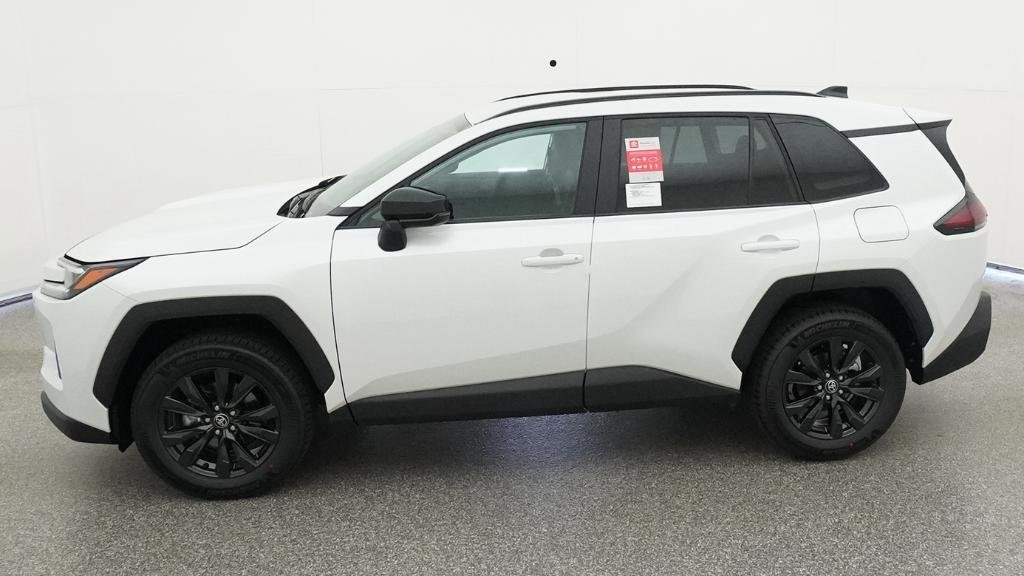 New 2026 Wind Chill Pearl Toyota XLE Premium image 19