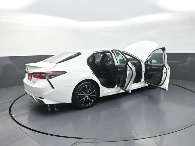 Used 2024 White Toyota SE image 44