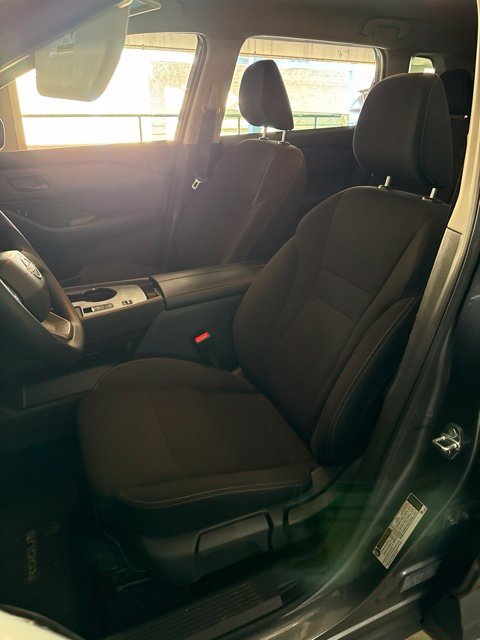Used 2026 Gray Nissan S image 5