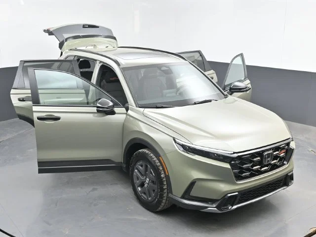 Used 2026 Ash Green Metallic Honda TrailSport image 50