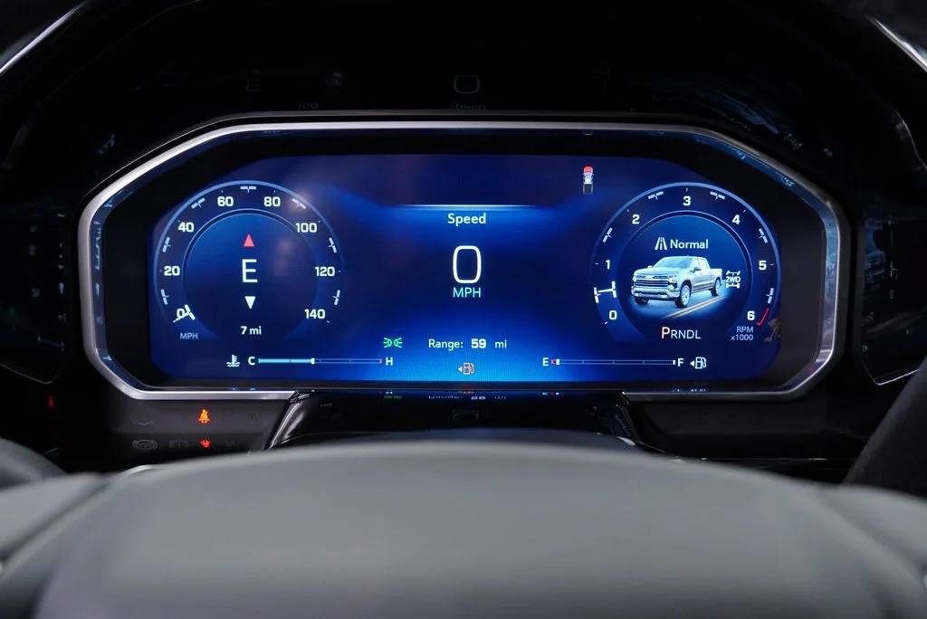 New 2026 Summit White Chevrolet LT image 15
