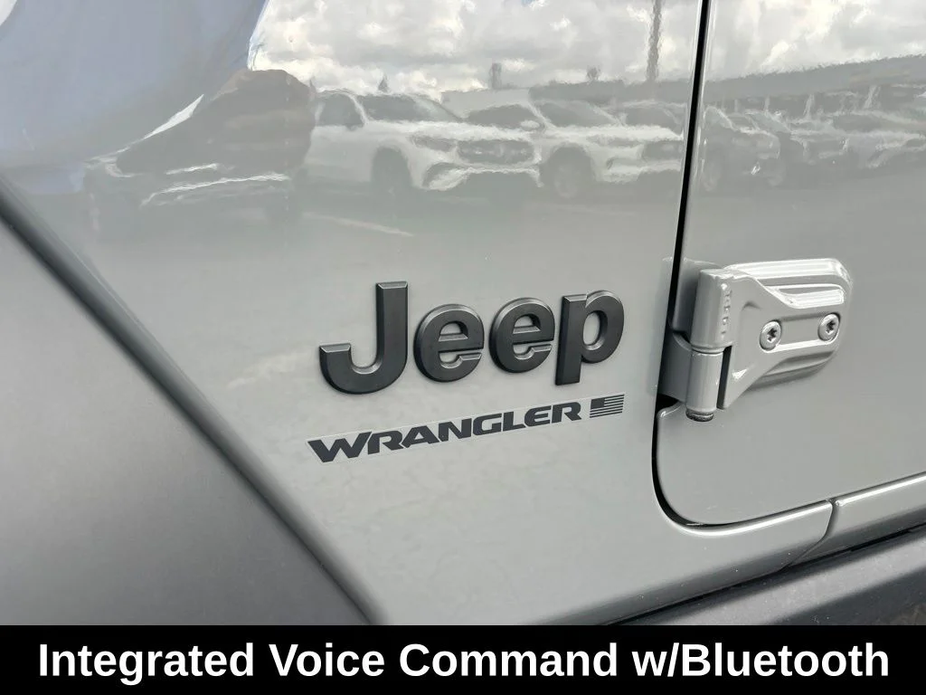 Used 2023 Gray Jeep Sport image 19