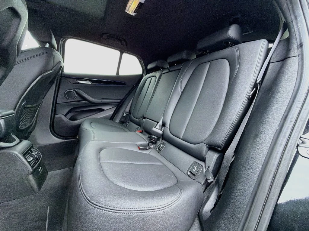 Used 2019 Black BMW sDrive28i image 20