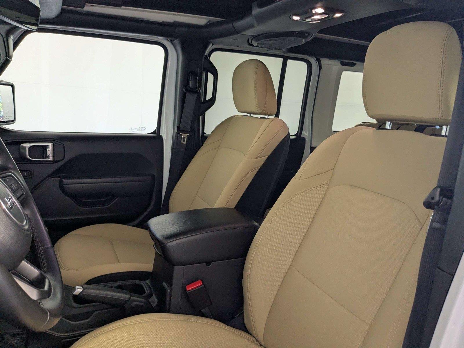 Used 2022 Bright White Clearcoat Jeep Unlimited Sport S image 10
