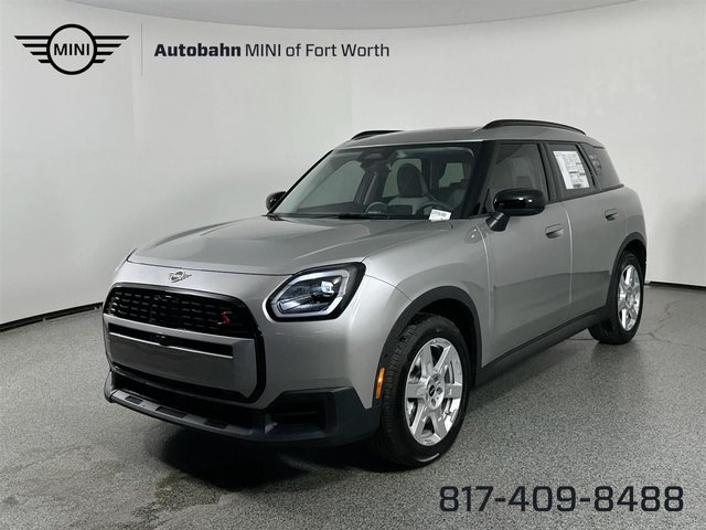 Pre-Owned 2025 MINI Cooper S Countryman Iconic Trim With Navigation &amp; AWD