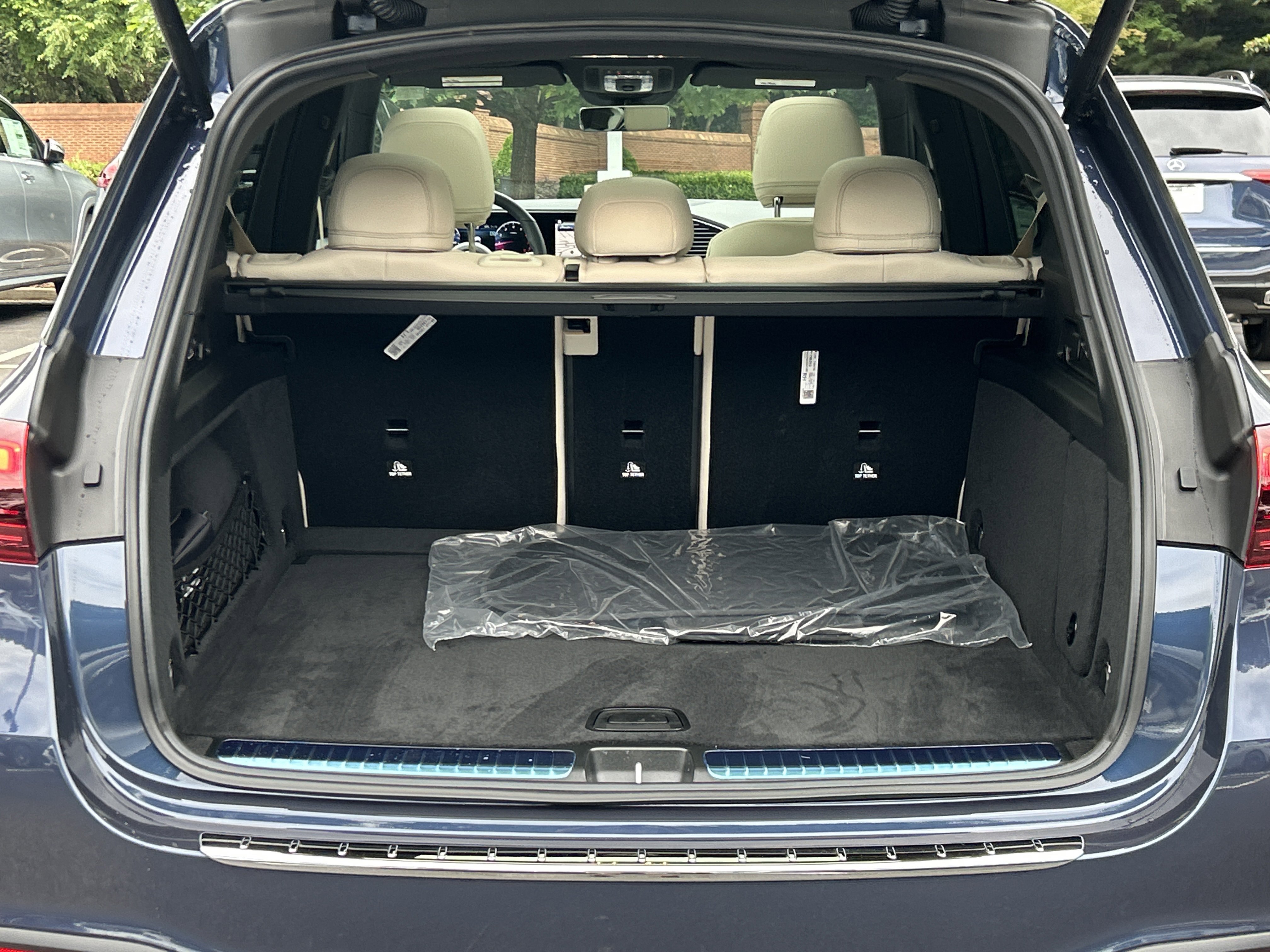 New 2026 Twilight Blue Metallic Mercedes-Benz GLE 350 SUV image 9