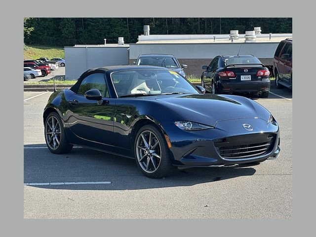 2021 Mazda MX-5 Miata Grand Touring Auto's photo