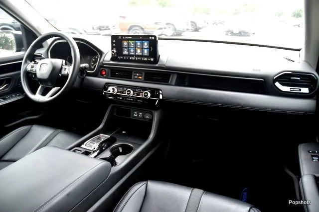 2025 Honda Pilot EX-L - Photo 42