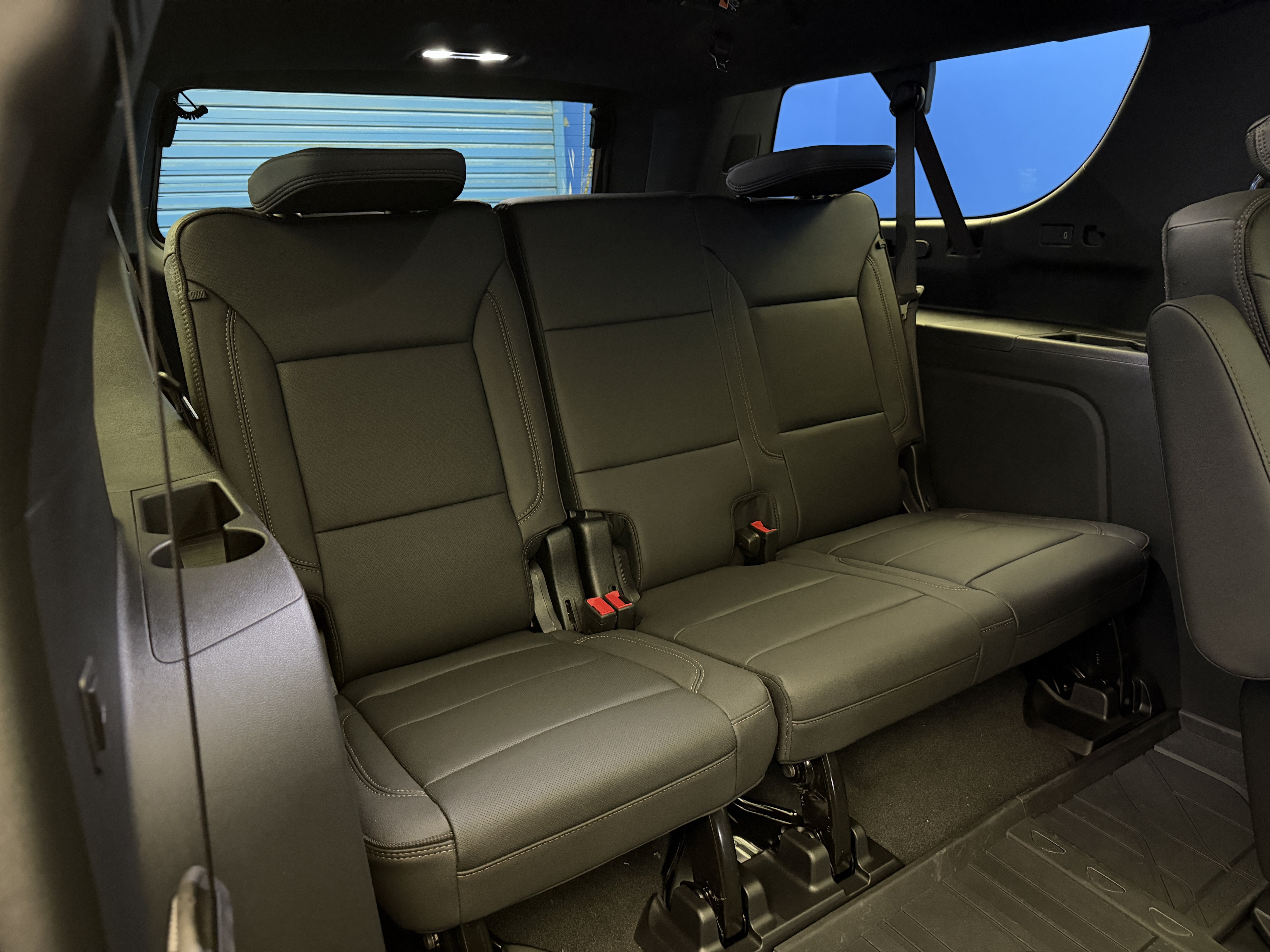 2026 Chevrolet Suburban High Country - Photo 33
