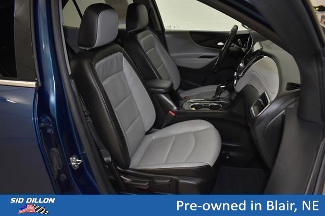 Used 2019 Pacific Blue Metallic Chevrolet Premier image 7