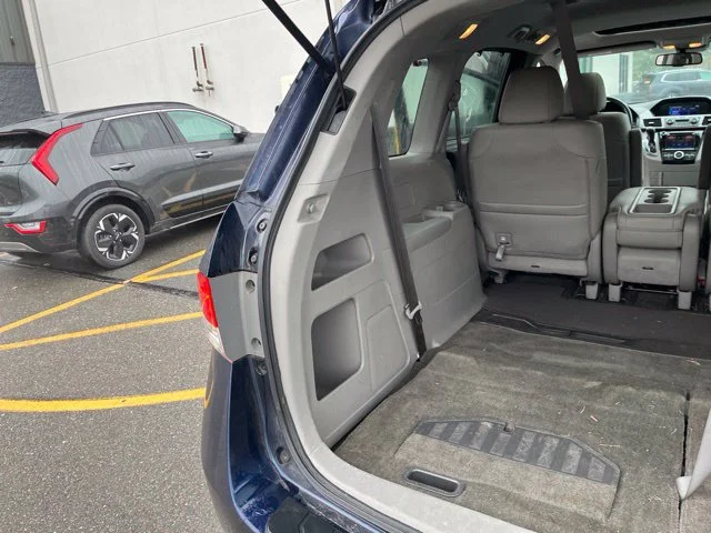 Used 2014 Celestial Blue Metallic Honda EX-L image 19