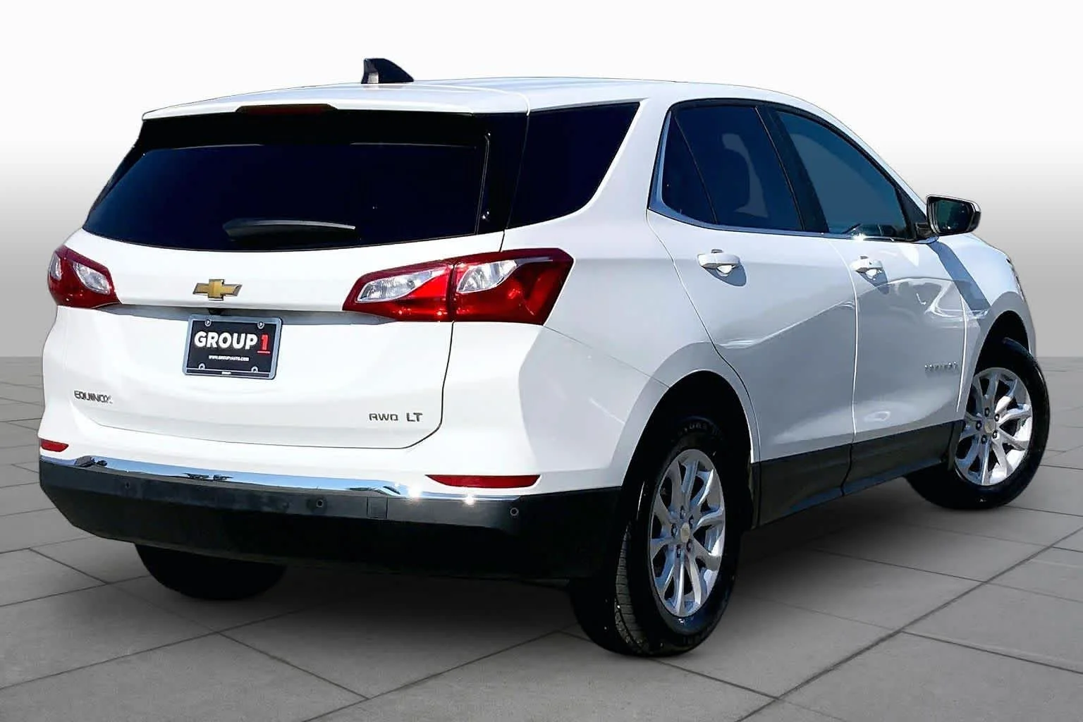 Used 2021 Summit White Chevrolet LT image 13