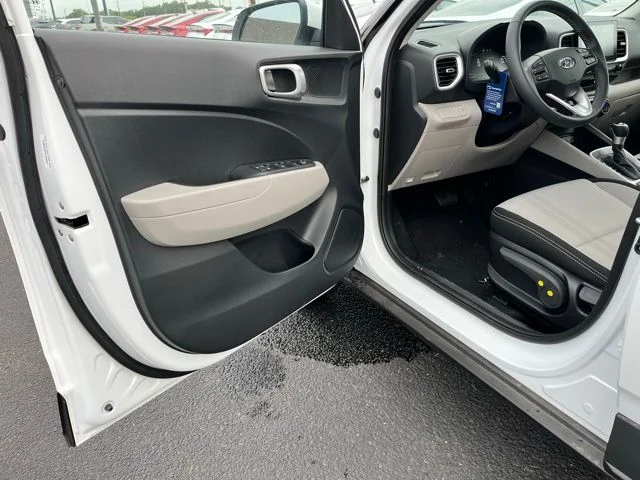 New 2026 White Hyundai SEL image 14