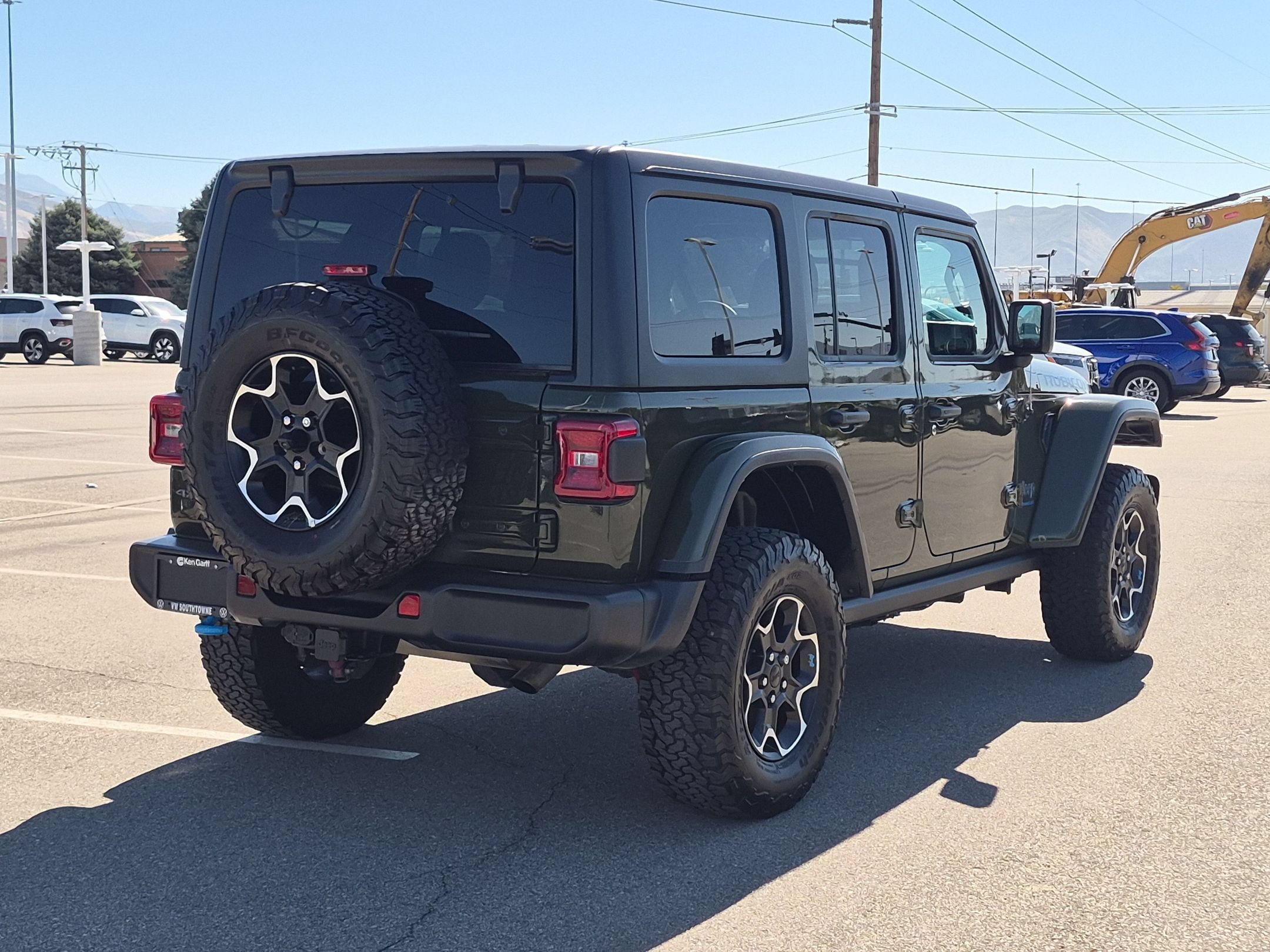 Used 2023 Sarge Green Clearcoat Jeep Rubicon image 3