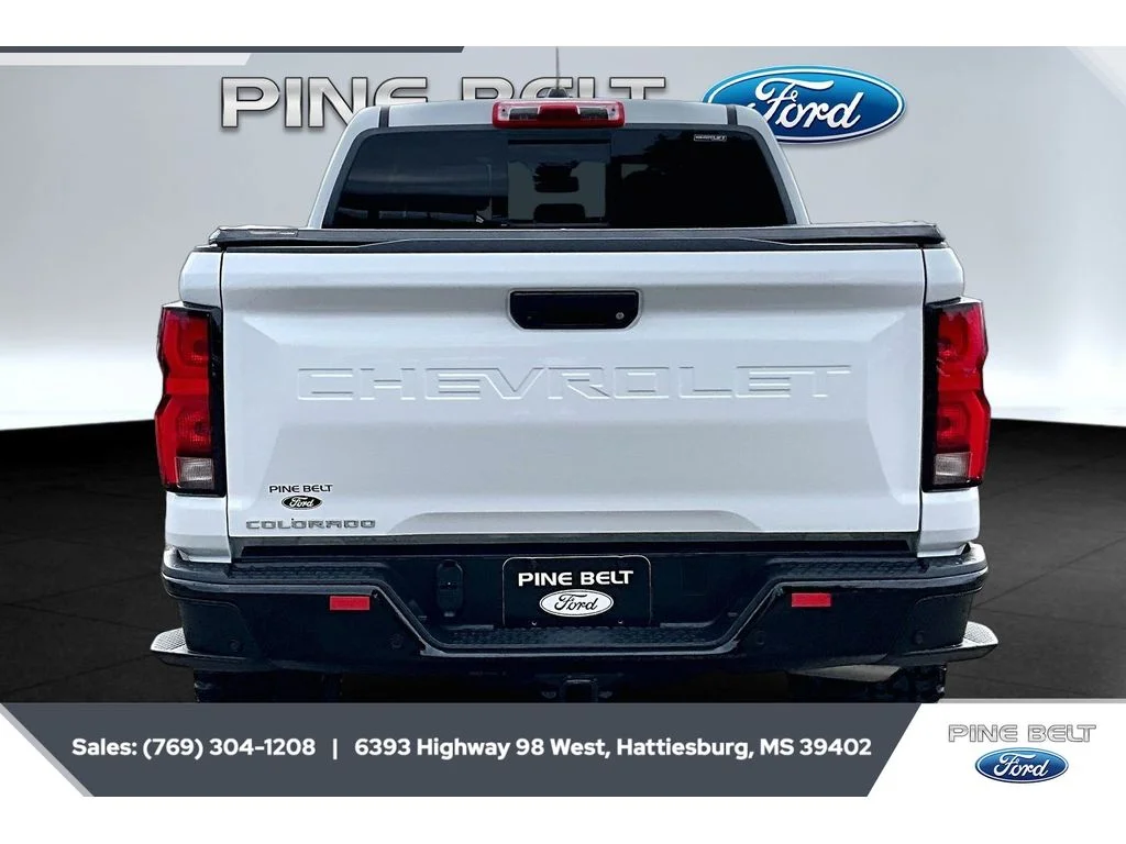 Used 2024 Summit White Chevrolet 4WD Z71 image 4