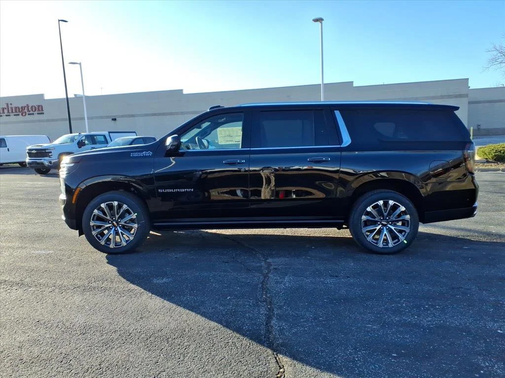 New 2026 Black Chevrolet High Country image 3