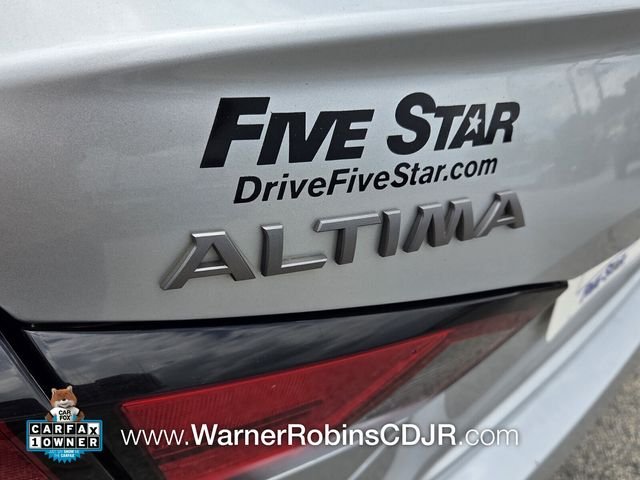 Used 2024 Silver Nissan 2.5 SV image 12
