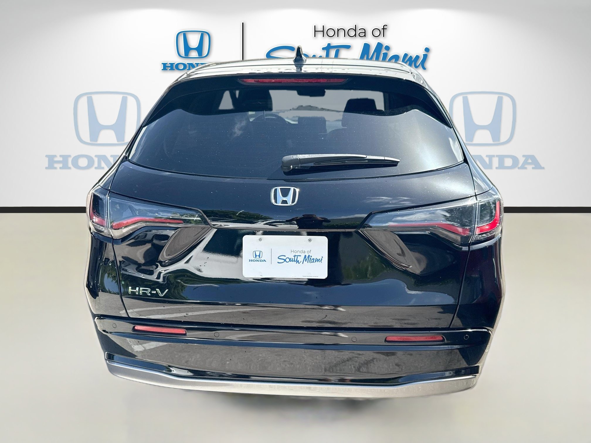 Certified Used 2023 Crystal Black Pearl Honda 2WD EX-L image 6